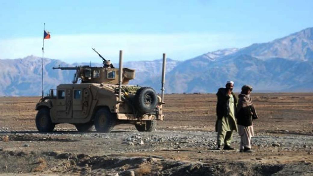 Čeští vojáci si v Afghánistánu vánoční atmosféru příliš užít nemohou