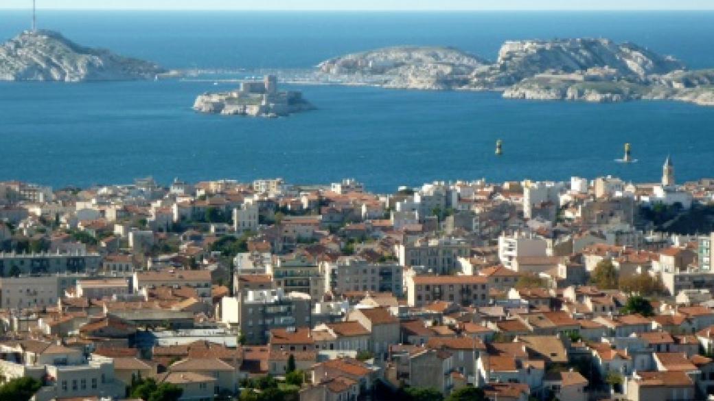 Nedaleko Marseille se nacházejí Frioulské ostrovy a především ostrov If, o kterém by mohl vyprávět především Edmund Dantes neboli hrabě Monte Christo
