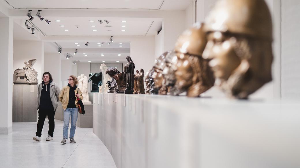 Umění dlouhého století. Národní galerie Praha otevřela novou expozici ve Veletržním paláci