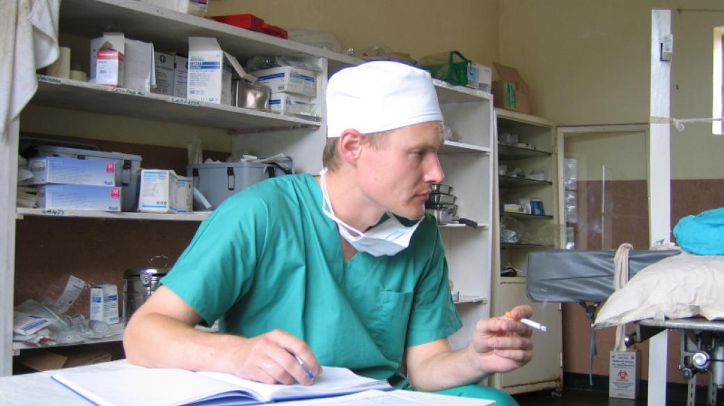 Jan Trachta v rámci humanitární pomoci organizace Lékaři bez hranic v Kongu