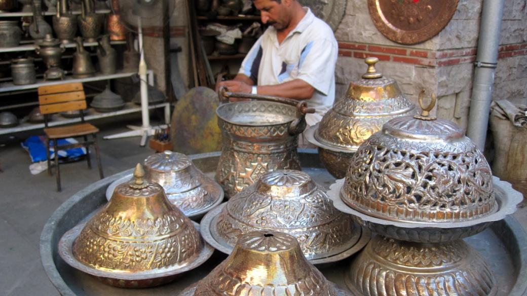 O tradiční řemesla je v Turecku stále zájem