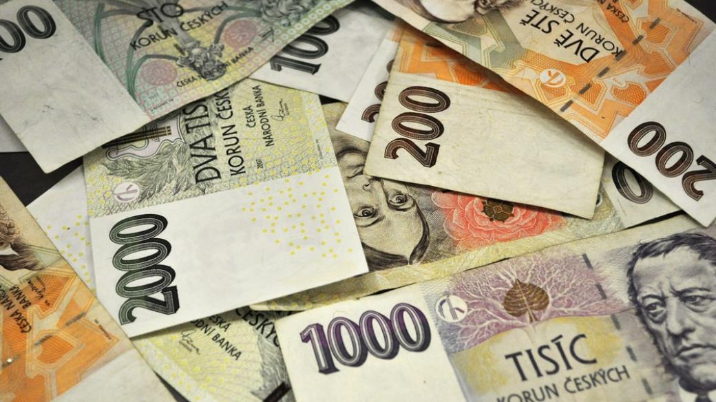 Peníze - české bankovky