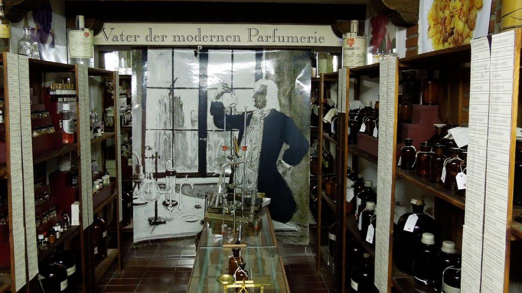 Johann Maria Farina, zakladatel firmy, je považován za otce moderní parfumerie