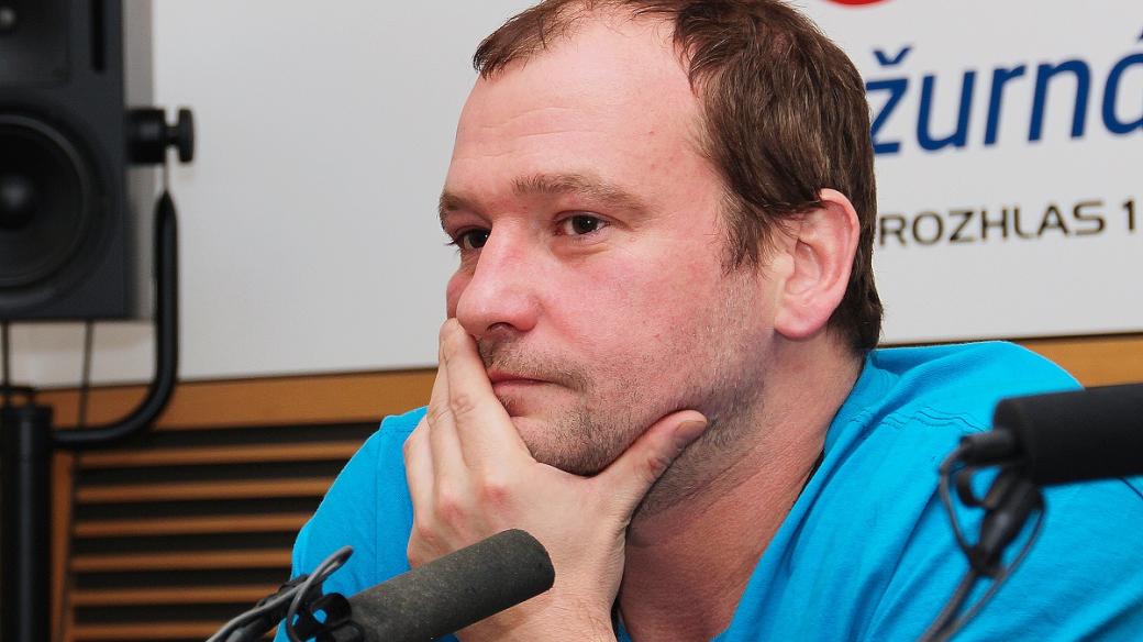Herec Marek Taclík byl hostem Radiožurnálu