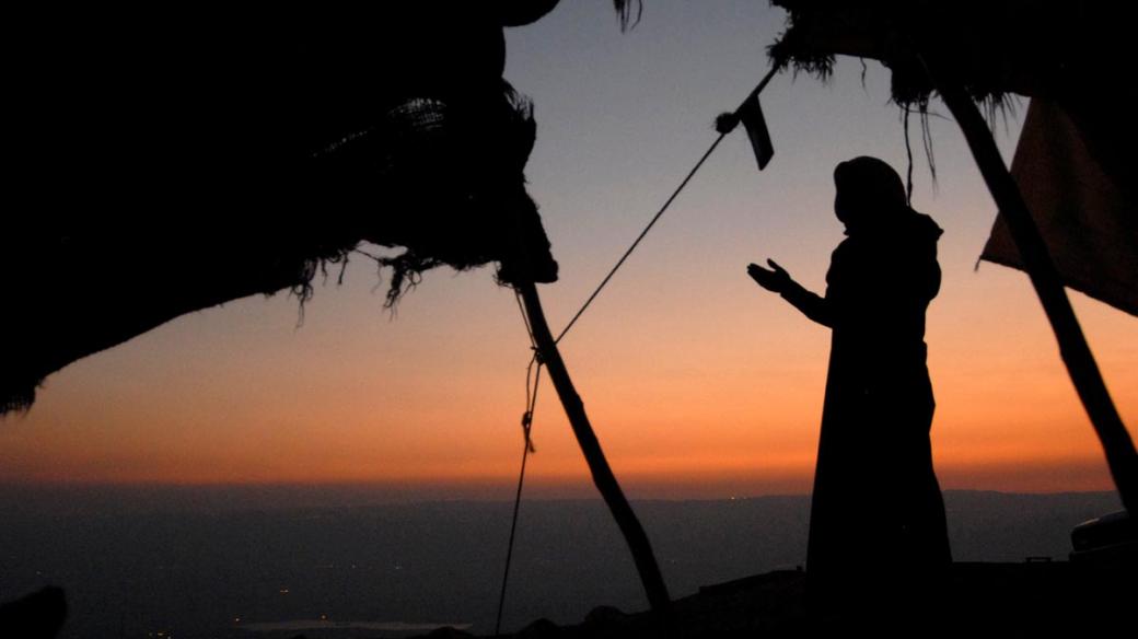 Večerní modlitba v horách nad Jordánem