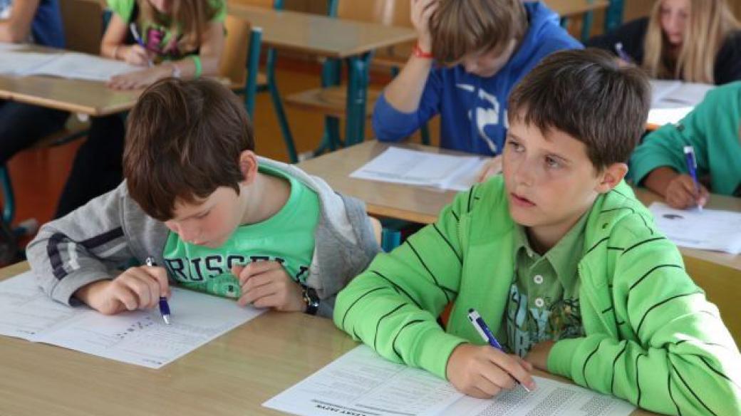 Žáci základních škol mohou prověřit své znalosti ve srovnávacích zkouškách