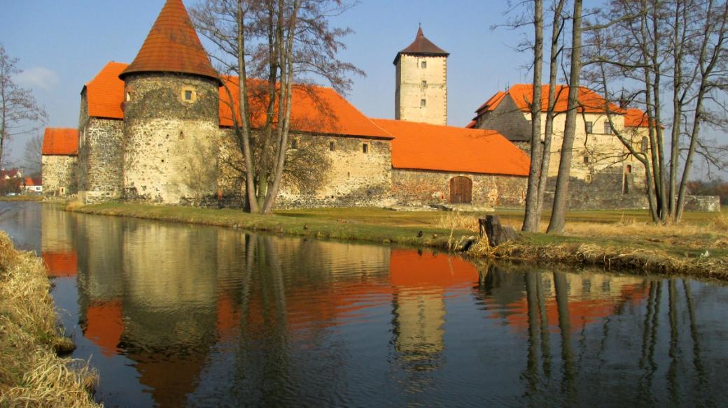 Vodní hrad Švihov v plné síle