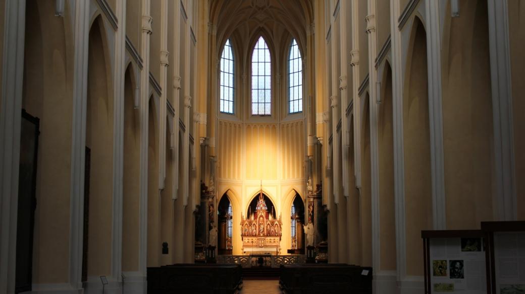 Sedlecká katedrála - jarní rovnodennost