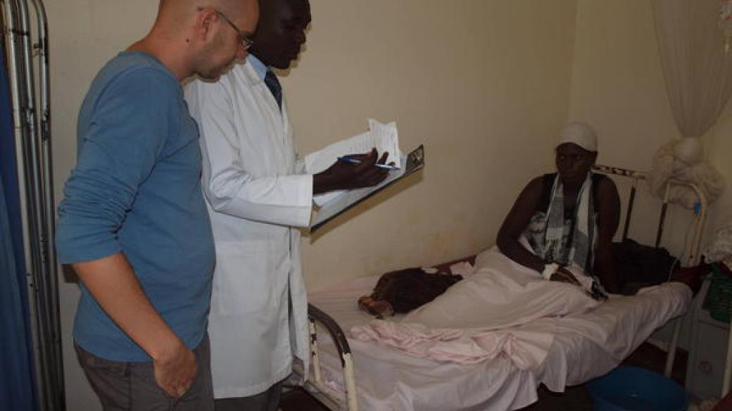 Lukáš Laube v ugandské nemocnici