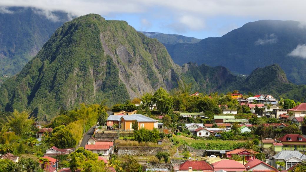 Jak rozmanitá je krajina na ostrově Réunion, tak rozmanití jsou i lidé, kteří tam žijí