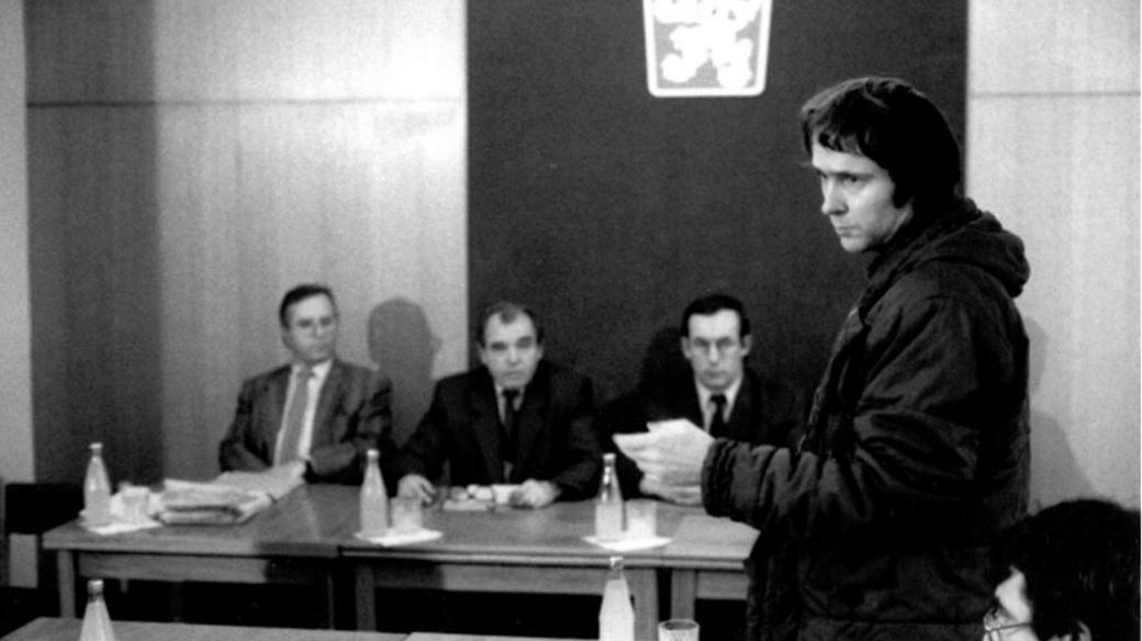 Petr Cibulka na Krajské správě SNB v prosinci 1989