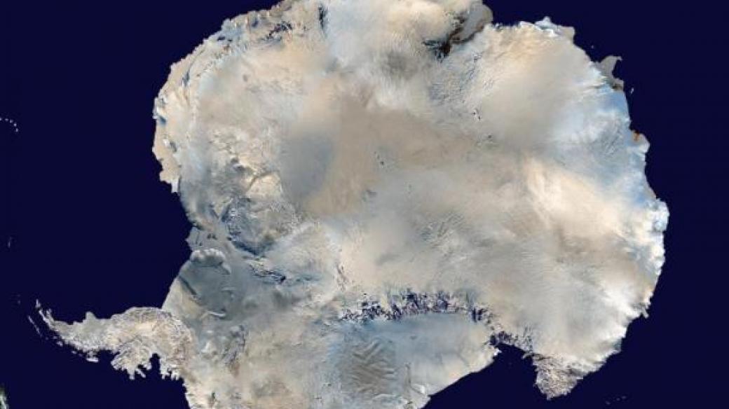 Satelitní snímek Antarktidy