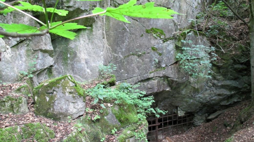 Strašínská jeskyně je dobře ukrytá