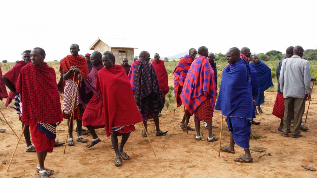 Masajští muži