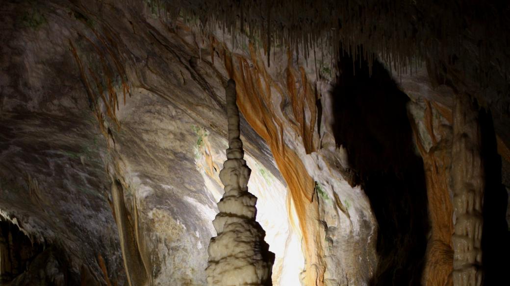 Postojenská jeskyně je údajně nejkrásnější v celém Slovinsku