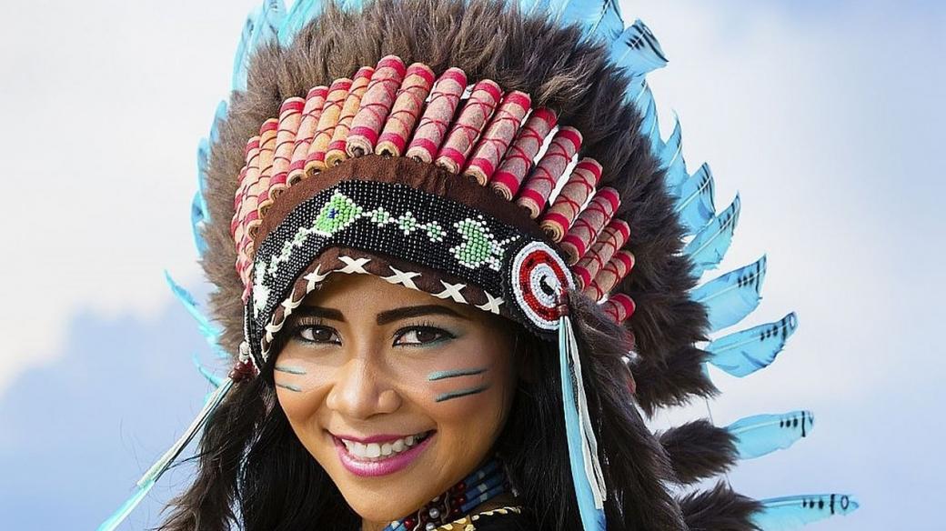Indiáni, čelenka, zdobení (ilustrační foto)
