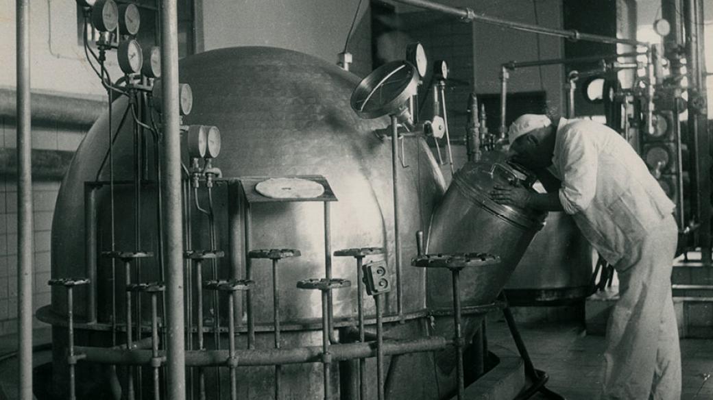 Nádoby na kondenzaci mléka jsou v provozu už od 40. let minulého století