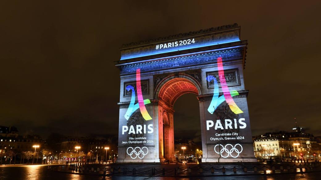 Olympijské hry by se pod Vítězný oblouk v Paříži mohly vrátit po 100 letech