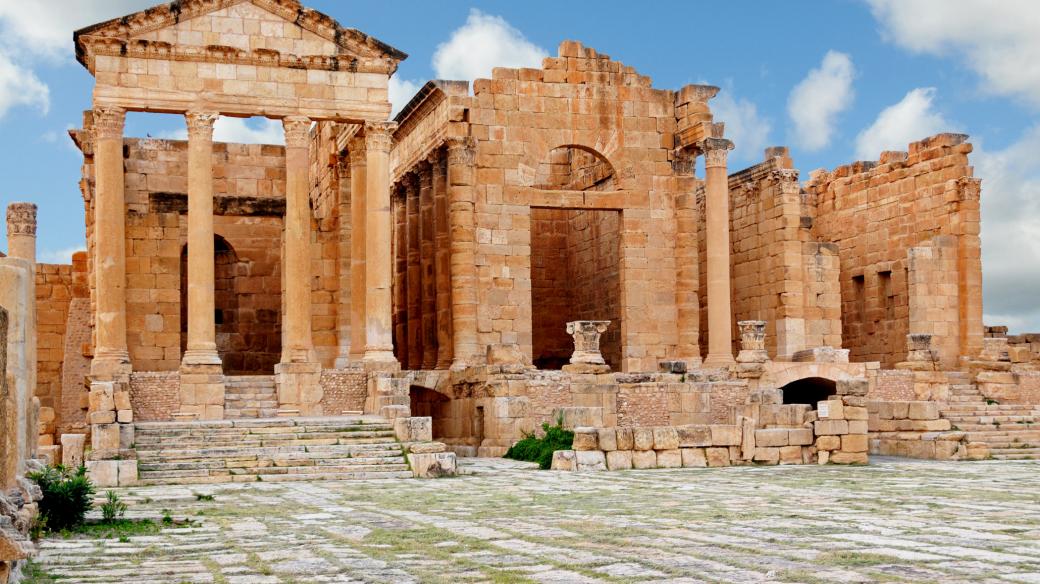 Ruiny římského města Sbeitla v Tunisku