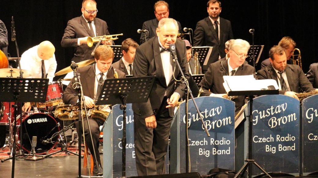 Rozhlasový Big Band Gustava Broma při koncertě v Táboře