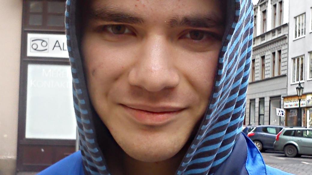 Matyáš v roce 2015 (20 let). V době natáčení dokumentu mu bylo 22 let
