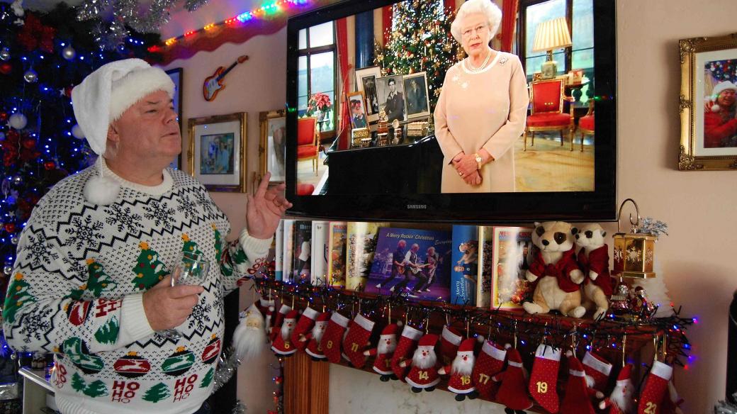 Andy Park miluje vánoční  poselství britské královny, pouští si je každý den
