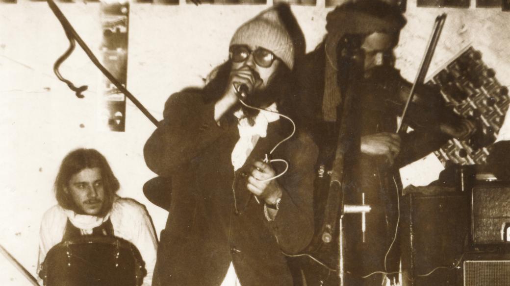 Karel Havelka, frontman skupiny Hymen and deflorace band, 1979