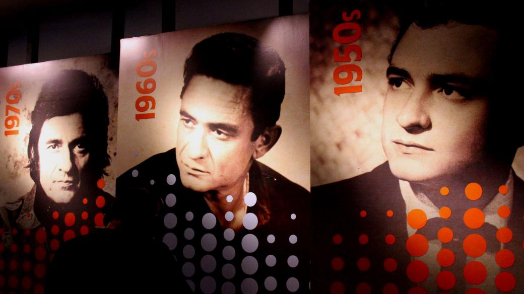 Johnny Cash (v letech 1950, 1960 a 1970)