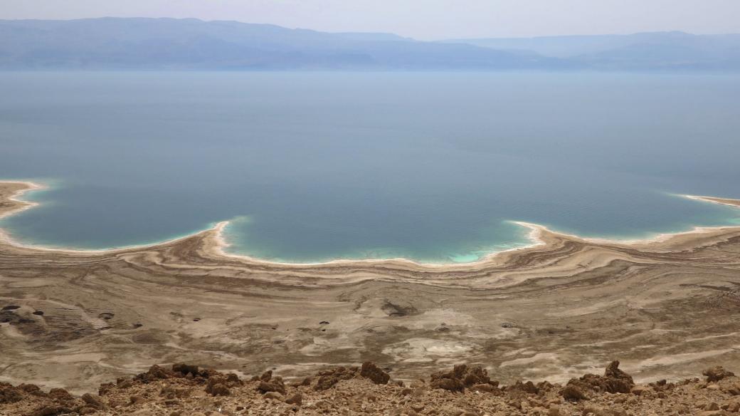 Blízký východ vysychá. Vodu ztrácí i Mrtvé moře