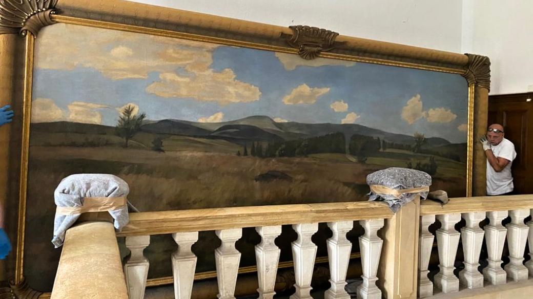Obraz malíře Františka Kavána Kotel se stěhuje navýstavu