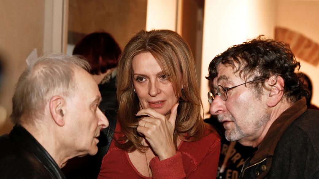 Ivana Chýlková s režisérem Ladislavem Smočkem a dramaturgem Romanem Císařem