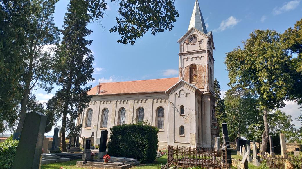 Evangelický kostel v Bošíně