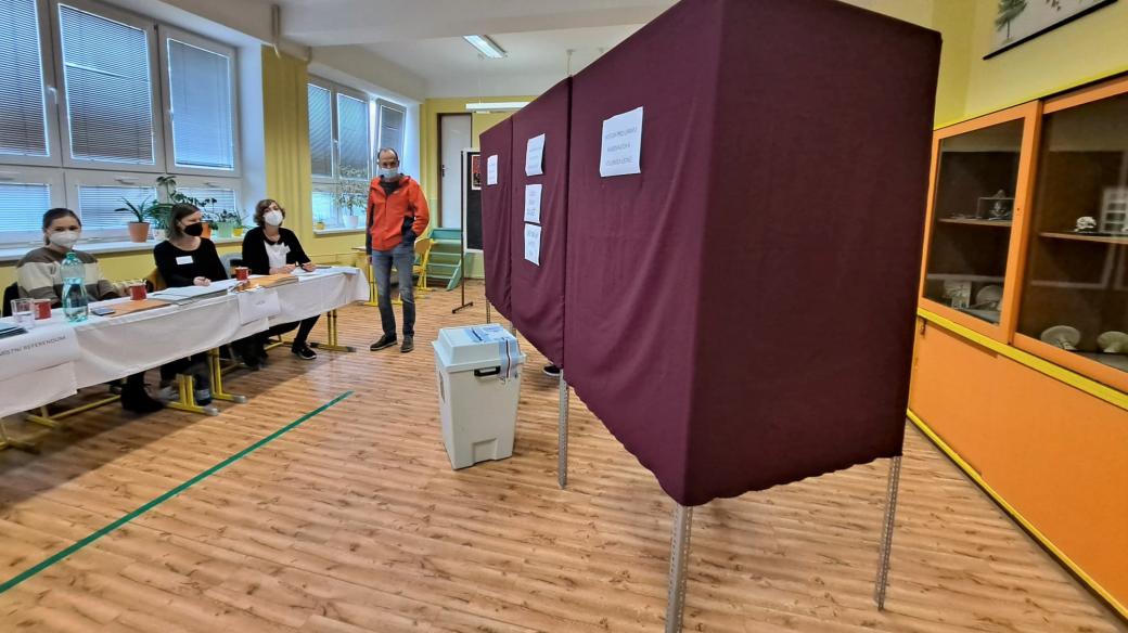 Volební místnost v Katovicích na Strakonicku