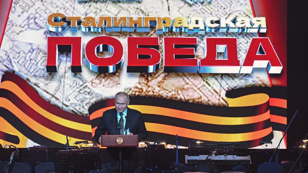 Ruský prezident Vladimir Putin během oslav k 80. výročí bitvy u Stalingradu