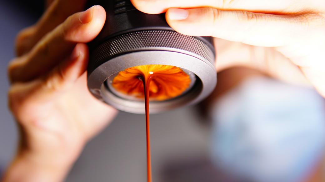 Za dobrou kávou není třeba chodit do kavárny. Kvalitní nápoj dokáže připravit i domácí kávovar