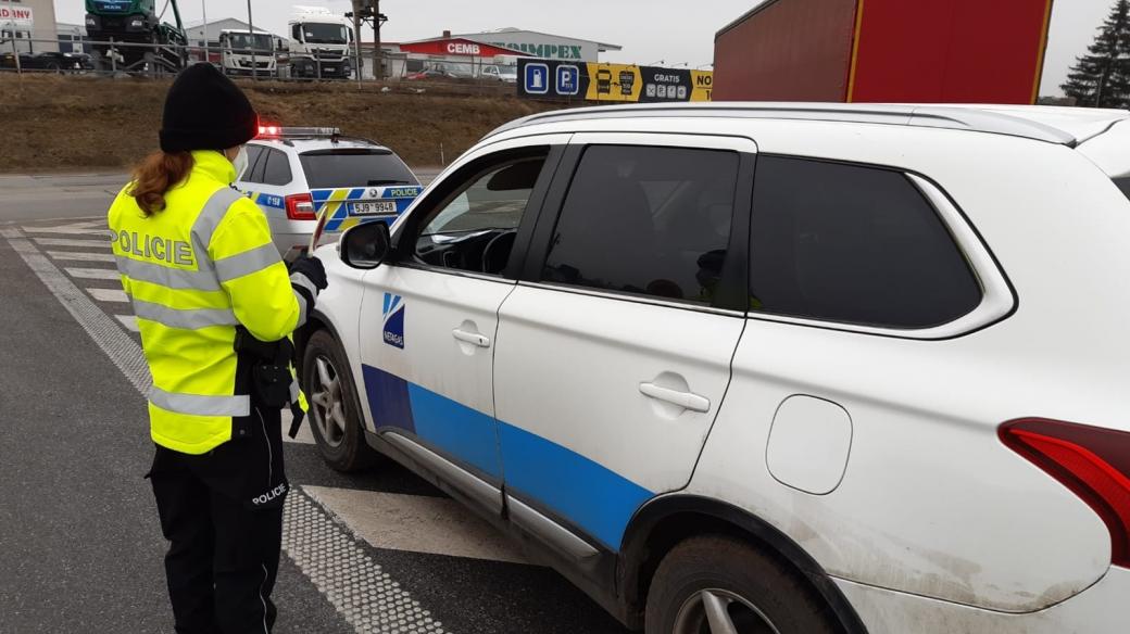 Policie ČR, kontroly při omezení pohybu osob