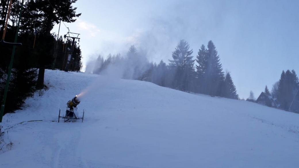Ve ski areálu Černá Říčka se chystají na sezónu