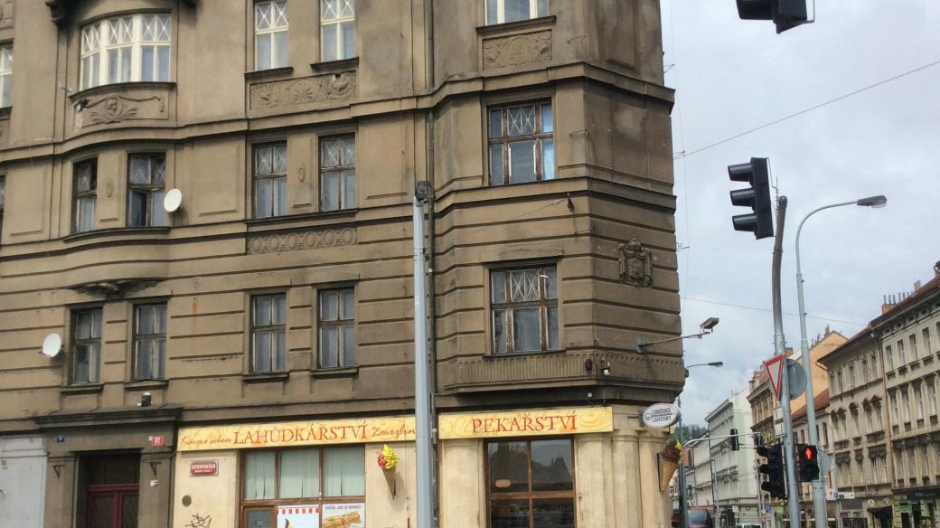 Znak Schwarzenbergů na domě Na Knížecí v Praze