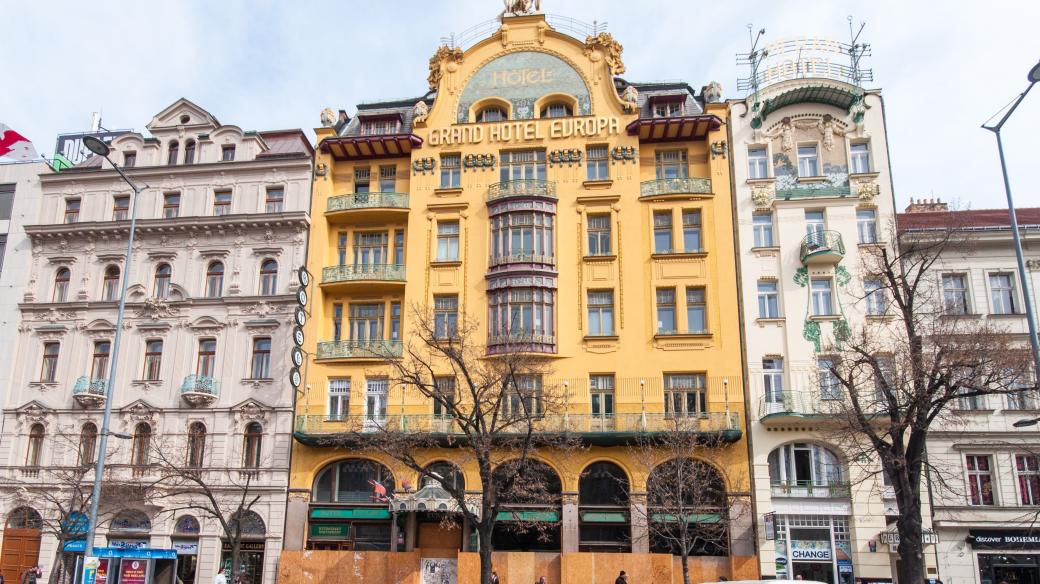 Grandhotel Evropa na Václavském náměstí byl postaven Josefem Schulzem v roce 1872