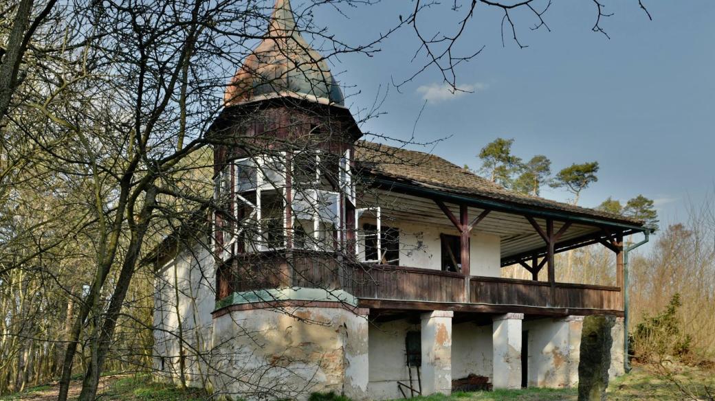 Vila Fiala zvaná Krčkovna, bývalá výletní restaurace na okraji Blatné