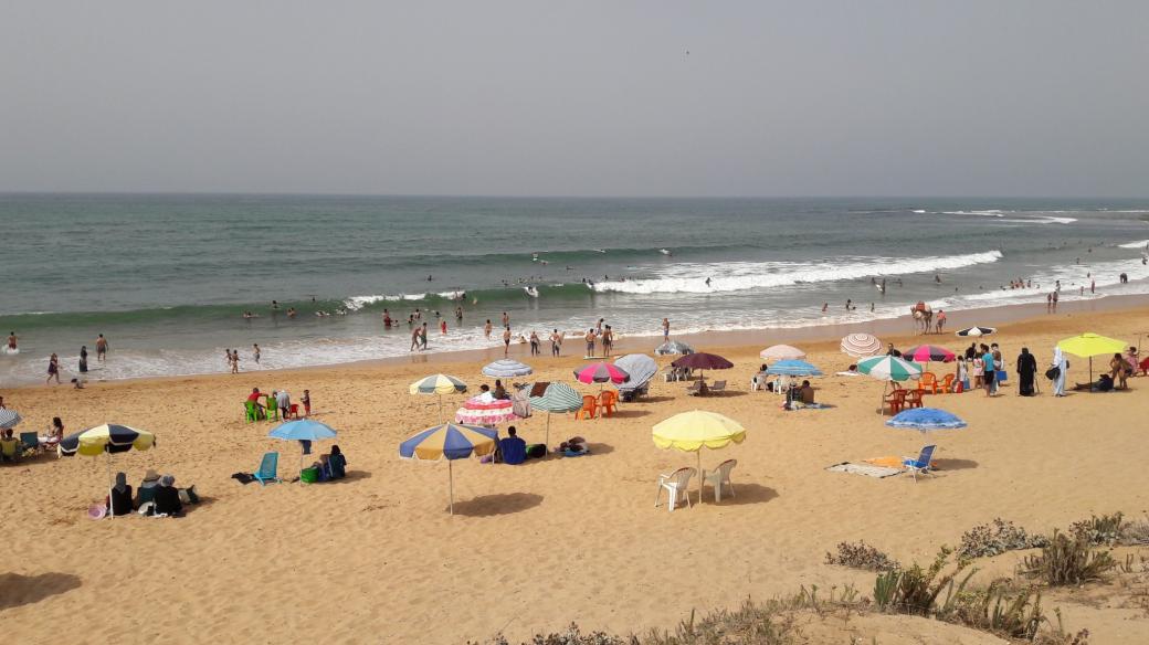 Pláž Bouznika je prý nejlepší mezi Casablancou a Rabatem