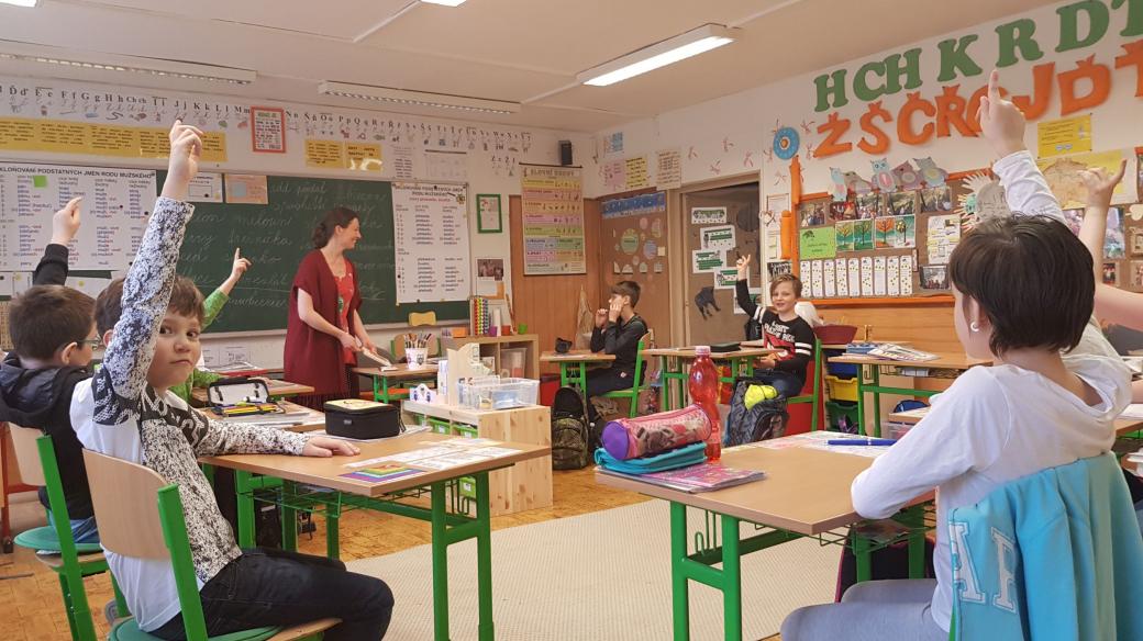 Práce ve třídě na Církevní základní škole logopedické Don Bosco v Praze