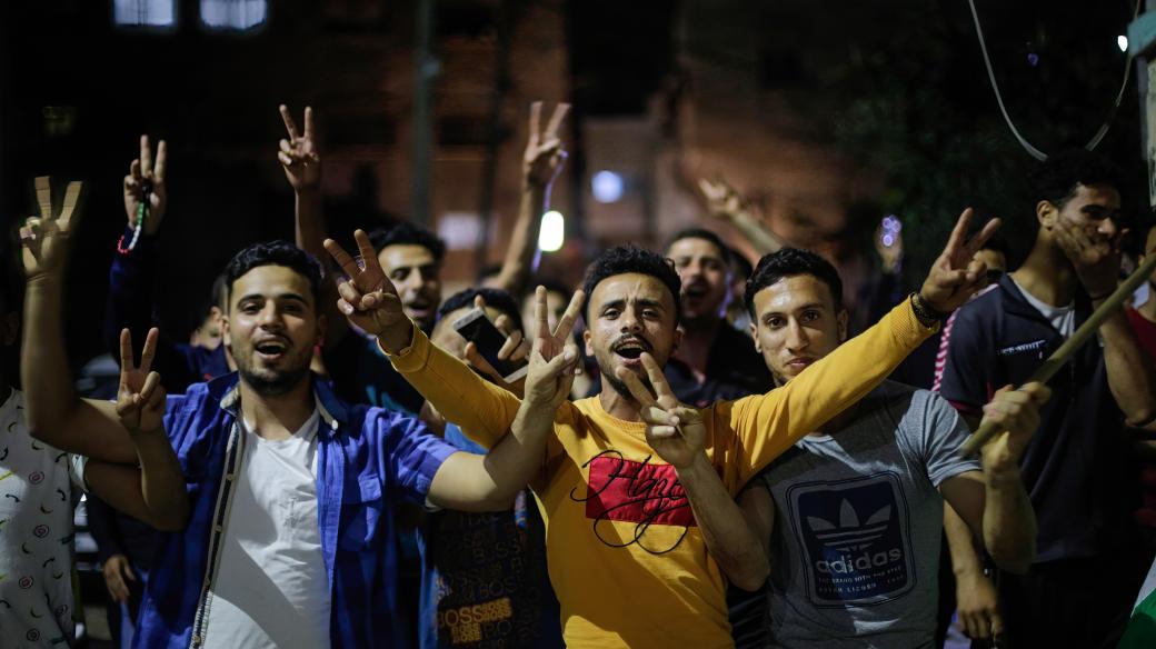 Podle světových zpravodajských agentur byly v Pásmu Gazy po uplynutí ohlášeného okamžiku začátku příměří k vidění pouliční oslavy