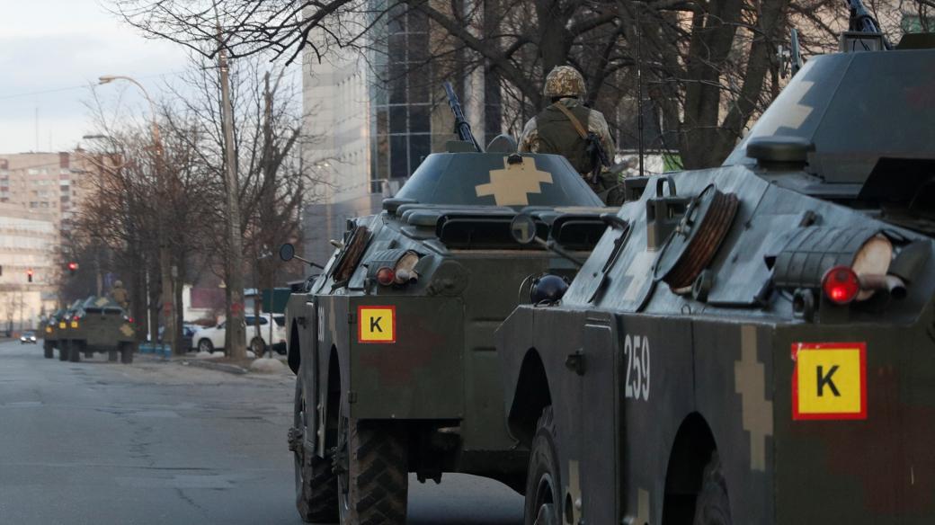 Obrněné transportéry v Kyjevě