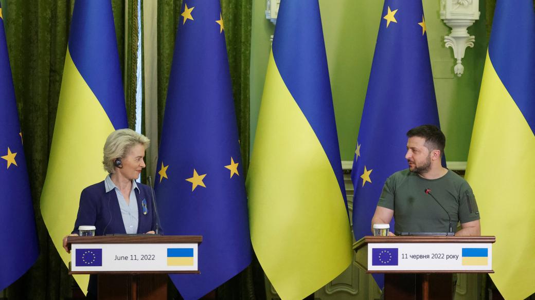 Ursula von der Leyenová s prezidentem Ukrajiny Volodymyrem Zelenským. Šéfka Evropské komise zemi navštívila už podruhé od začátku války