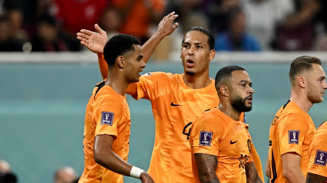 Nizozemci se do zápasu s Argentinou vrátili geniálním gólem