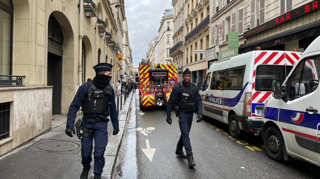 Střelba v centru Paříže