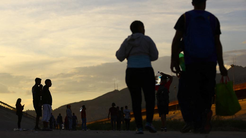 Migranti na mexicko-americké hranici u Ciudad Juarez