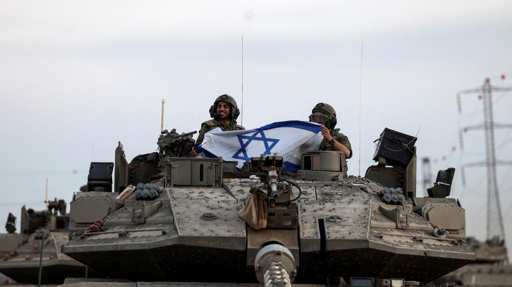 Izrael v sobotu překvapil útok asi tisícovky ozbrojenců radikálního hnutí Hamás z Pásma Gazy