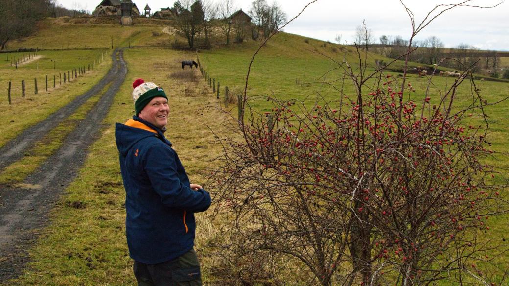 Marek Řeháček, průvodce pořadu Putování Libereckým krajem, na cestě na Curia Vítkov